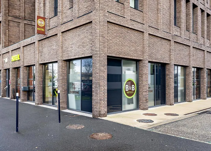 HOTEL Bordeaux Bassins À FlotBB Hotel